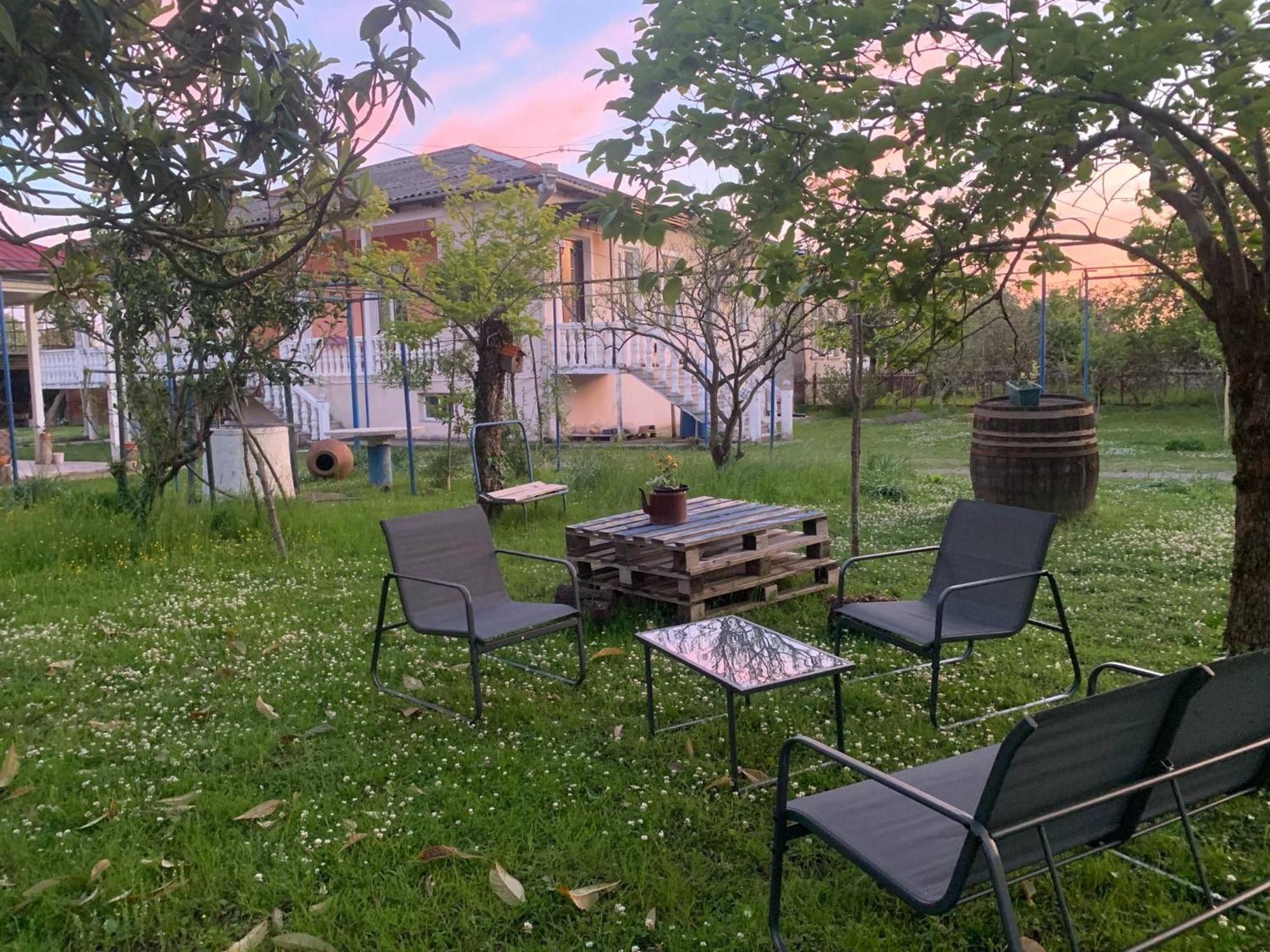 Hotel Nini'S Sweet House Matkhoji Zewnętrze zdjęcie